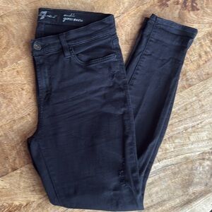 Gwenevere Destroyed Ankle Skinny Jeans || 7 For All Mankind